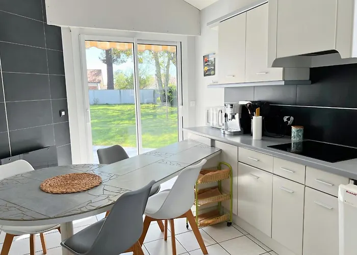 La Capucine Вилла Бискаррос